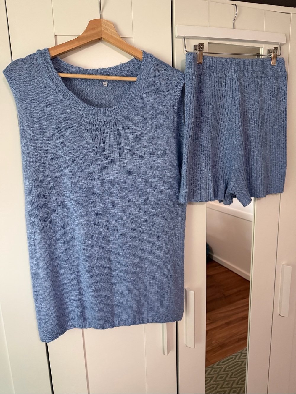Women's Knit Lounge Set - Blue Sleeveless with Side Slits, Top & Shorts